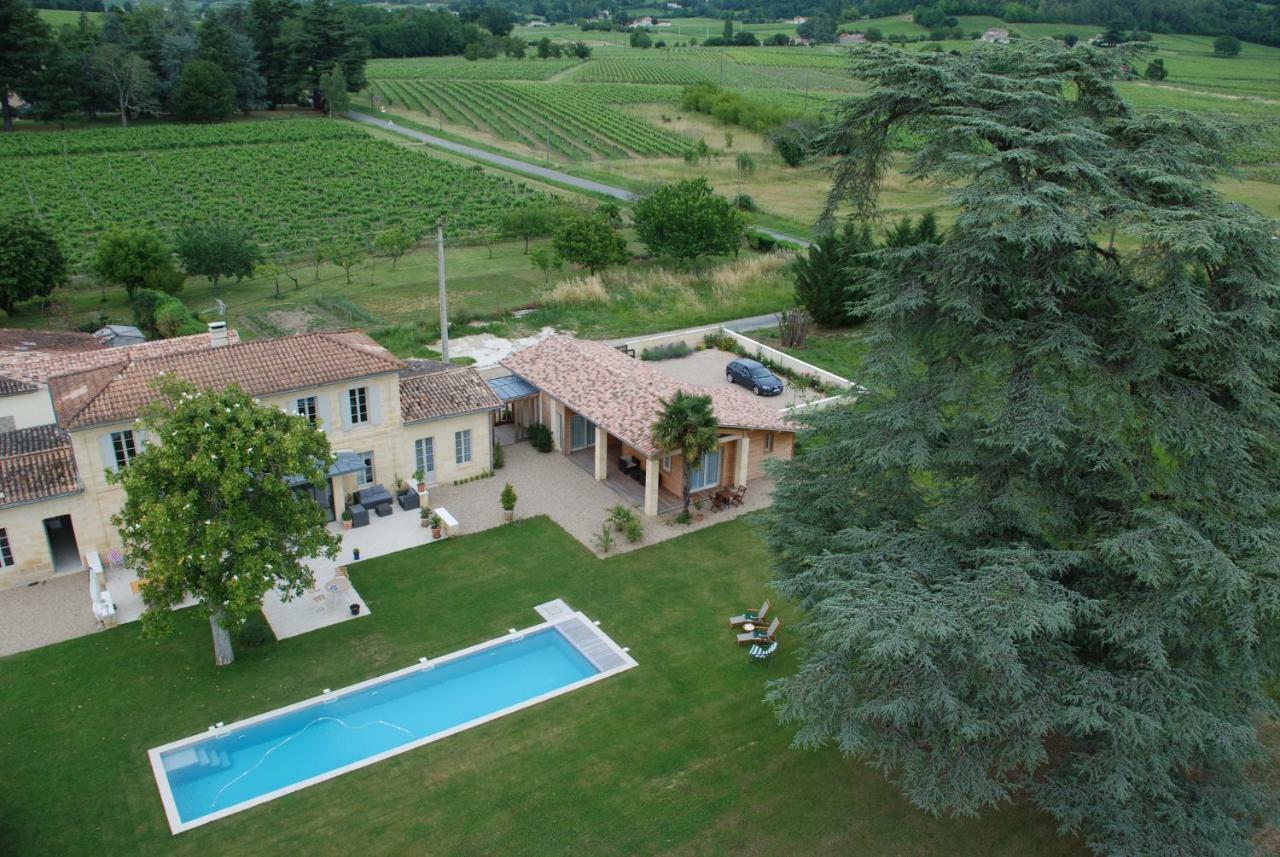 Les Ambeles Bed & Breakfast Saint-Magne-de-Castillon Екстериор снимка