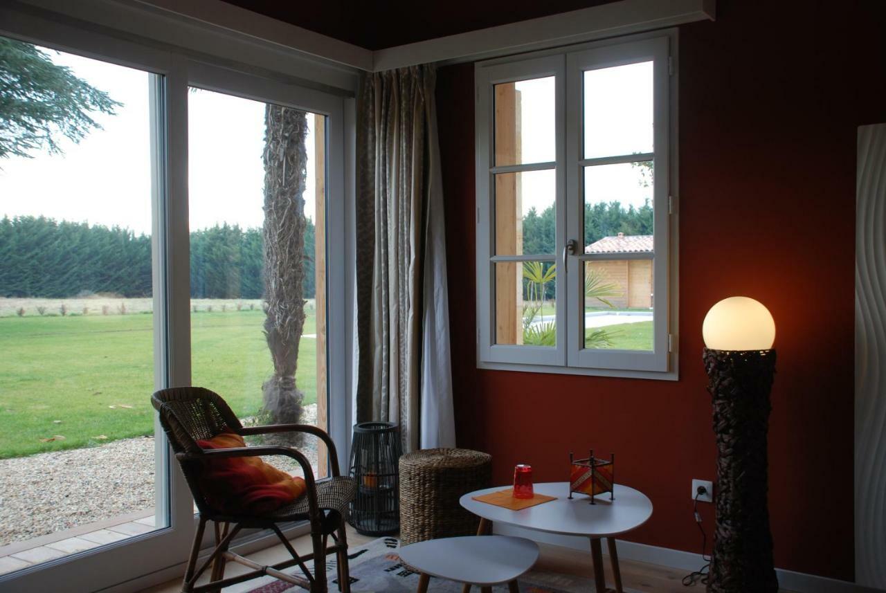 Les Ambeles Bed & Breakfast Saint-Magne-de-Castillon Екстериор снимка