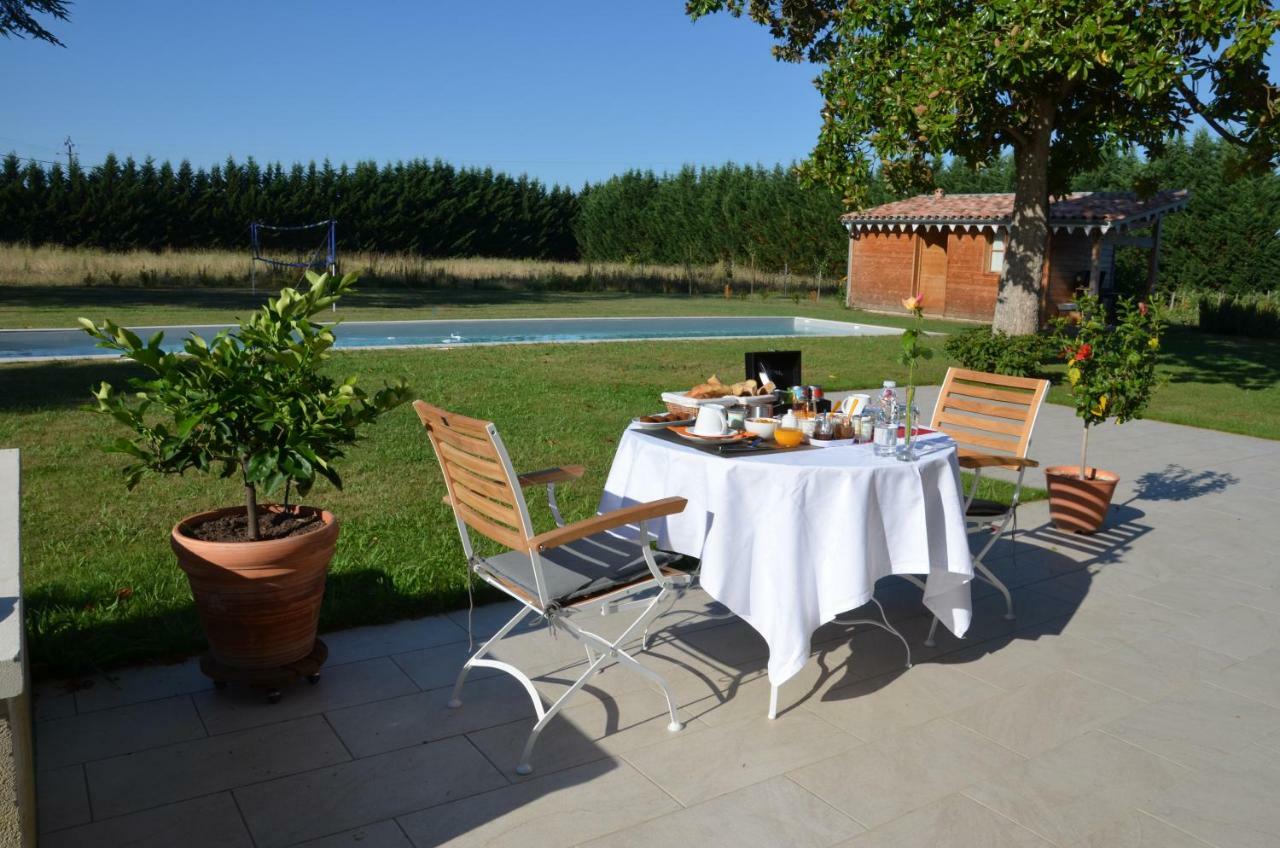 Les Ambeles Bed & Breakfast Saint-Magne-de-Castillon Екстериор снимка