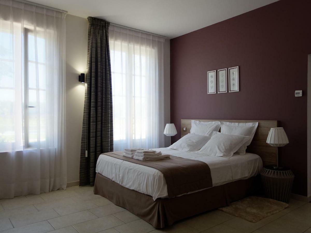 Les Ambeles Bed & Breakfast Saint-Magne-de-Castillon Екстериор снимка
