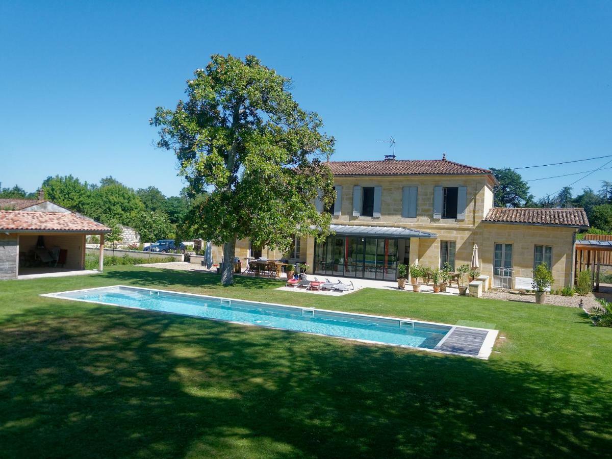Les Ambeles Bed & Breakfast Saint-Magne-de-Castillon Екстериор снимка